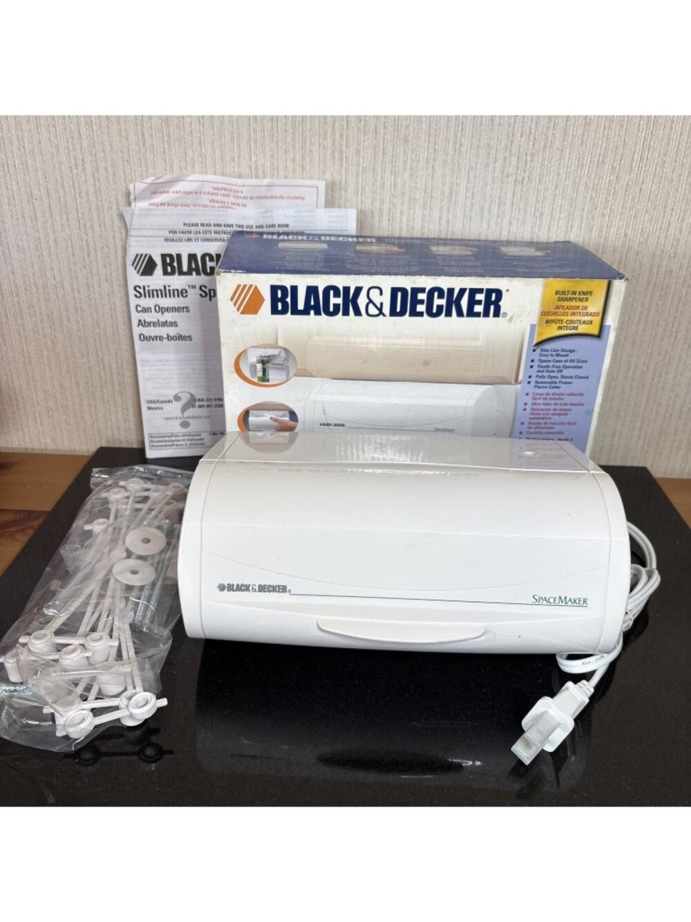 Black & Decker Spacemaker EC700 Can Opener Sharpener Slimline Under Counter